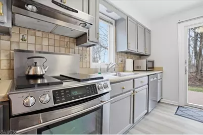 114 Carriage Ln, Newton, NJ 07860 - Photo 10