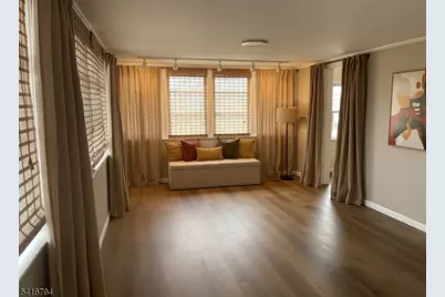 631 Elm St, Roselle, NJ 07203 - Photo 8