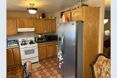 415 Wheatsheaf Rd, Roselle, NJ 07203 - Photo 18