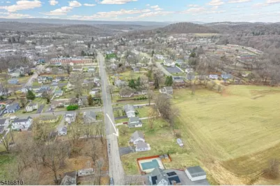 53 Walnut St, Wantage, NJ 07461 - Photo 4