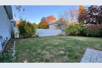 32 Leary Ave, Bloomingdale, NJ 07403 - Photo 28