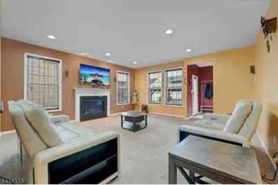 7 Colemantown Dr, Chesterfield Township, NJ 08515 - Photo 6