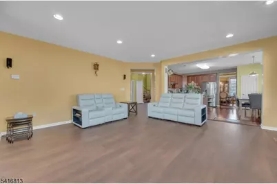 7 Colemantown Dr, Chesterfield Township, NJ 08515 - Photo 6