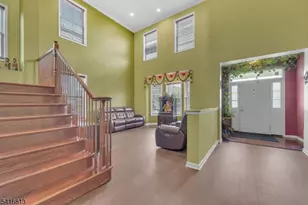 7 Colemantown Dr, Chesterfield Township, NJ 08515 - Photo 2