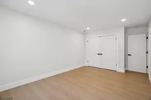 662 Summit Rd, Union Township, NJ 07083 - Photo 18