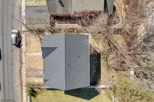 662 Summit Rd, Union Township, NJ 07083 - Photo 30