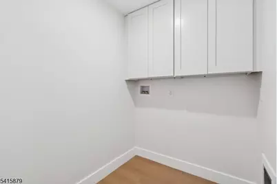 662 Summit Rd, Union Township, NJ 07083 - Photo 16