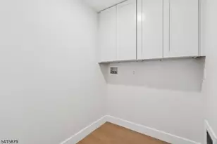 662 Summit Rd, Union Township, NJ 07083 - Photo 16