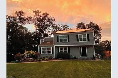 18 Hover Dr, Mount Arlington, NJ 07856 - Photo 2