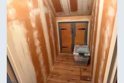 585 Mountainview Dr, North Plainfield, NJ 07063 - Photo 22