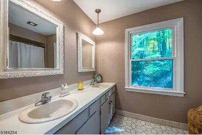 30 Cardinal Rd, Allamuchy Township, NJ 07840 - Photo 32