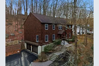 30 Cardinal Rd, Allamuchy Township, NJ 07840 - Photo 2