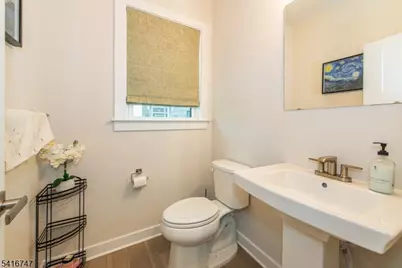 24 Willow Ln #24, Parsippany, NJ 07054 - Photo 4