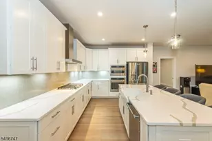24 Willow Ln, Parsippany, NJ 07054 - Photo 6