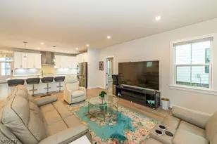 24 Willow Ln, Parsippany, NJ 07054 - Photo 14