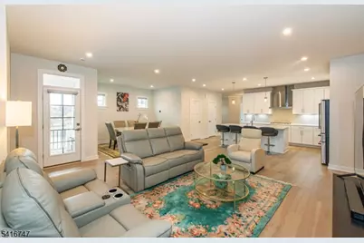 24 Willow Ln #24, Parsippany, NJ 07054 - Photo 14