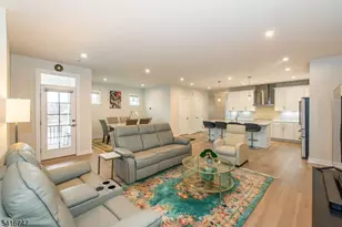 24 Willow Ln, Parsippany, NJ 07054 - Photo 14