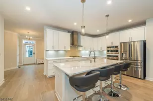 24 Willow Ln, Parsippany, NJ 07054 - Photo 2