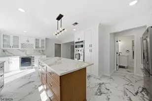 41 Musiker Ave, Randolph Township, NJ 07869 - Photo 10