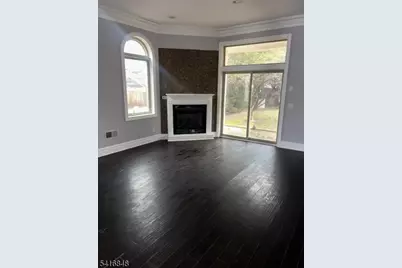 69 Summit Rd, Elizabeth, NJ 07208 - Photo 8