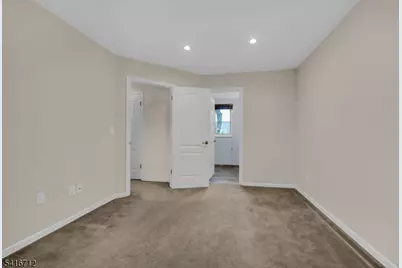 8 Village Park Ct #8, Scotch Plains Township, NJ 07076 - Photo 10