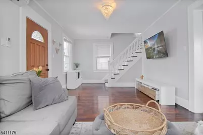 58 Essex Ave, Maplewood, NJ 07040 - Photo 4