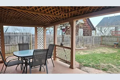 2126 Dill Ave, Linden, NJ 07036 - Photo 30