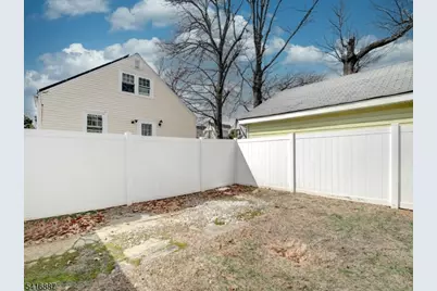 113 S Michigan Ave, Kenilworth, NJ 07033 - Photo 26