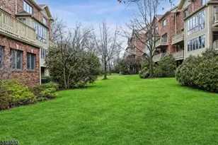 26 Mews Ln, South Orange, NJ 07079 - Photo 26