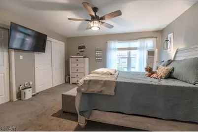 51E Beacon Hill Rd #E, West Milford, NJ 07480 - Photo 16