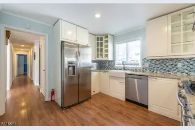 18 Devon Dr, West Orange Township, NJ 07052 - Photo 4