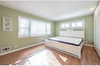 18 Devon Dr, West Orange Township, NJ 07052 - Photo 8