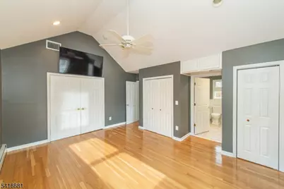 75 Grove St, Clifton, NJ 07013 - Photo 8