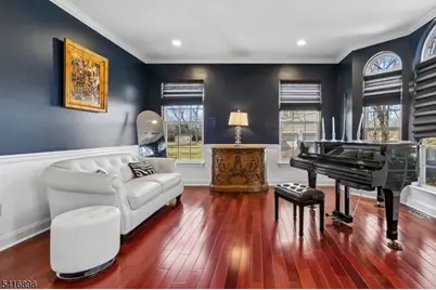 16 Valley Wood Dr, Franklin Township, NJ 08873 - Photo 4