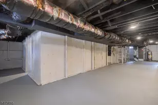 27 Hunterdon Blvd, Berkeley Heights Township, NJ 07974 - Photo 34