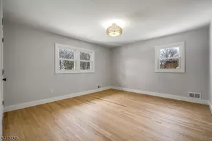 27 Hunterdon Blvd, Berkeley Heights Township, NJ 07974 - Photo 22