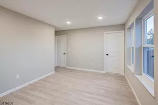 1081 18th Ave, Newark, NJ 07106 - Photo 16