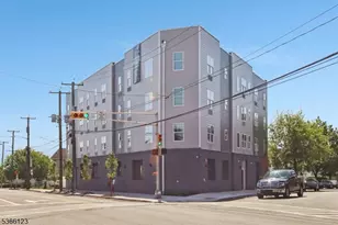 369 18th Ave, Newark, NJ 07108 - Photo 14