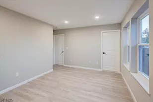 581 Bergen St, Newark, NJ 07108 - Photo 16