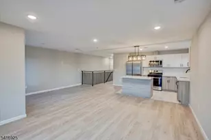 581 Bergen St, Newark, NJ 07108 - Photo 8