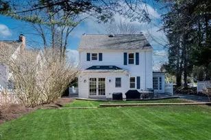 6 Edgehill Ave, Chatham, NJ 07928 - Photo 2