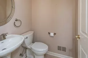 10 Independence Ct, Franklin Township, NJ 08873 - Photo 26