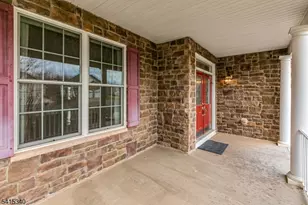 10 Independence Ct, Franklin Township, NJ 08873 - Photo 2