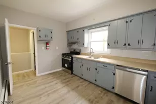 1318 State St, Hillside, NJ 07205 - Photo 8