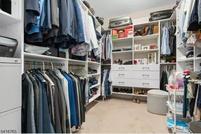 4 Aspen Dr, Cedar Grove, NJ 07009 - Photo 8