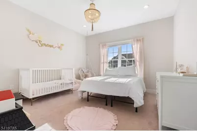 4 Aspen Dr, Cedar Grove, NJ 07009 - Photo 2