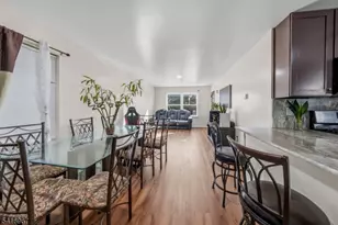 519 Maple Ave, Elizabeth, NJ 07202 - Photo 4