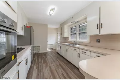 49 Valley Rd, Hampton Boro, NJ 08827 - Photo 4