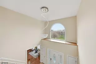 3 Cole Ct, Raritan Township, NJ 08822 - Photo 6