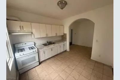 681 W 3rd St, Plainfield, NJ 07060 - Photo 2